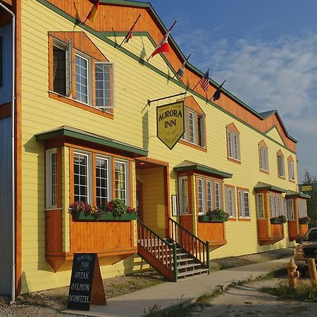 Aurora Inn Dawson City Exteriör bild