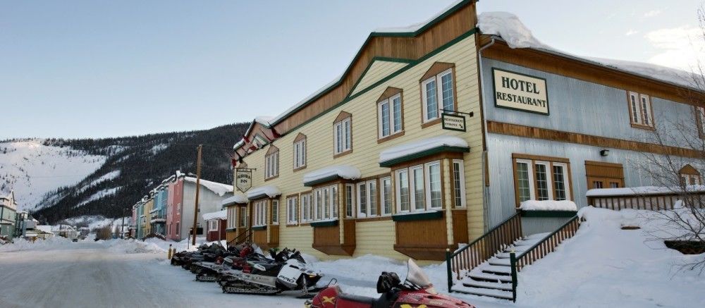 Aurora Inn Dawson City Exteriör bild